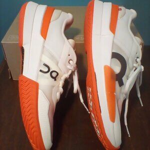 NEW On Cloud The Roger Pro 2 Womens Size 9 Court Tennis Shoes White Orange